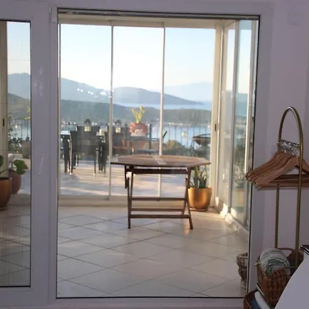 Luxury With Panoramic Sea View Villa *