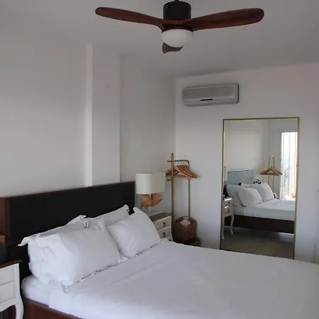 Luxury With Panoramic Sea View וילה